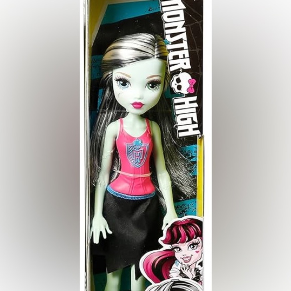 Mattel 2016 Monster High Ghoul Spirit Frankie Stein Doll